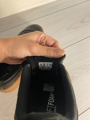 36 Beden siyah Renk Puma Deri Spor Ayakkabı