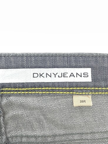 26 Beden gri Renk DKNY Jean / Kot %70 İndirimli.