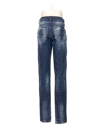 26 Beden Vintage Love Jean / Kot %70 İndirimli.