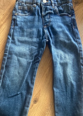Zara Düğmeli Erkek Çocuk Kot Pantolon