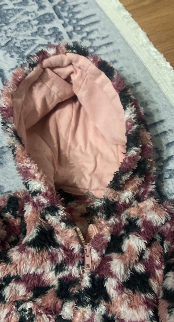 Kız Çocuk Çok Renkli Kapüşonlu Kürklü Ceket - Görsel 5