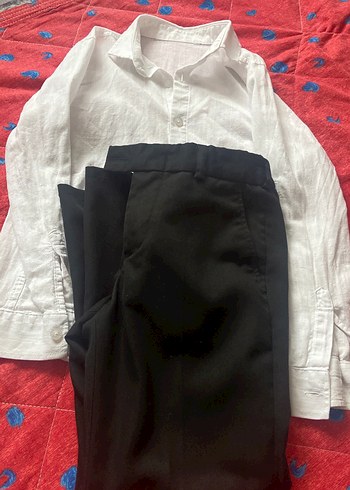 Beyaz Uzun Kollu Gömlek ve Siyah Pantolon Takım - Görsel 2