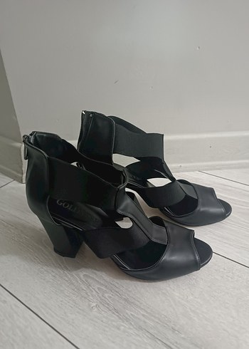 Siyah kalın Topuklu Kadın Ayakkabı - Görsel 2
