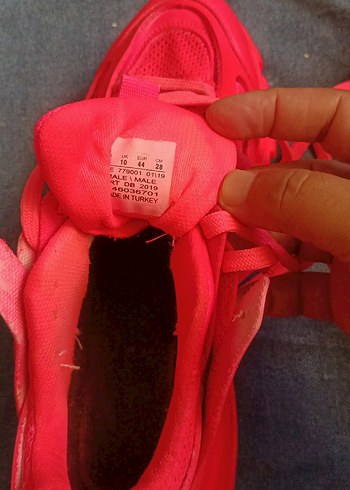 universal Beden Kırmızı Ruffle Detaylı Stiletto Topuklu Spor Ayakkabı