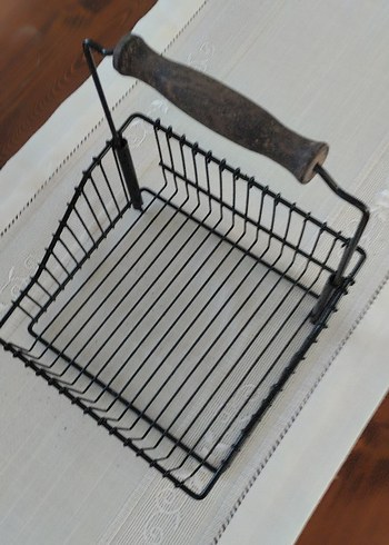 Ahşap Saplı Siyah Metal Çatal Kaşık Kutusu