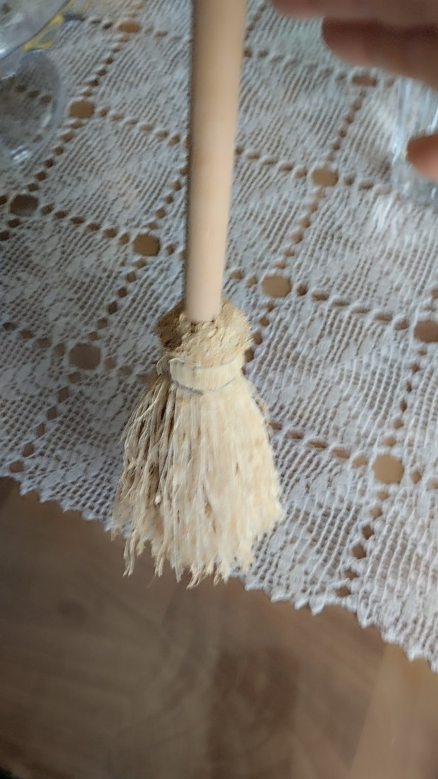 dekoratif amaçlı saplı süpürge - Görsel 5