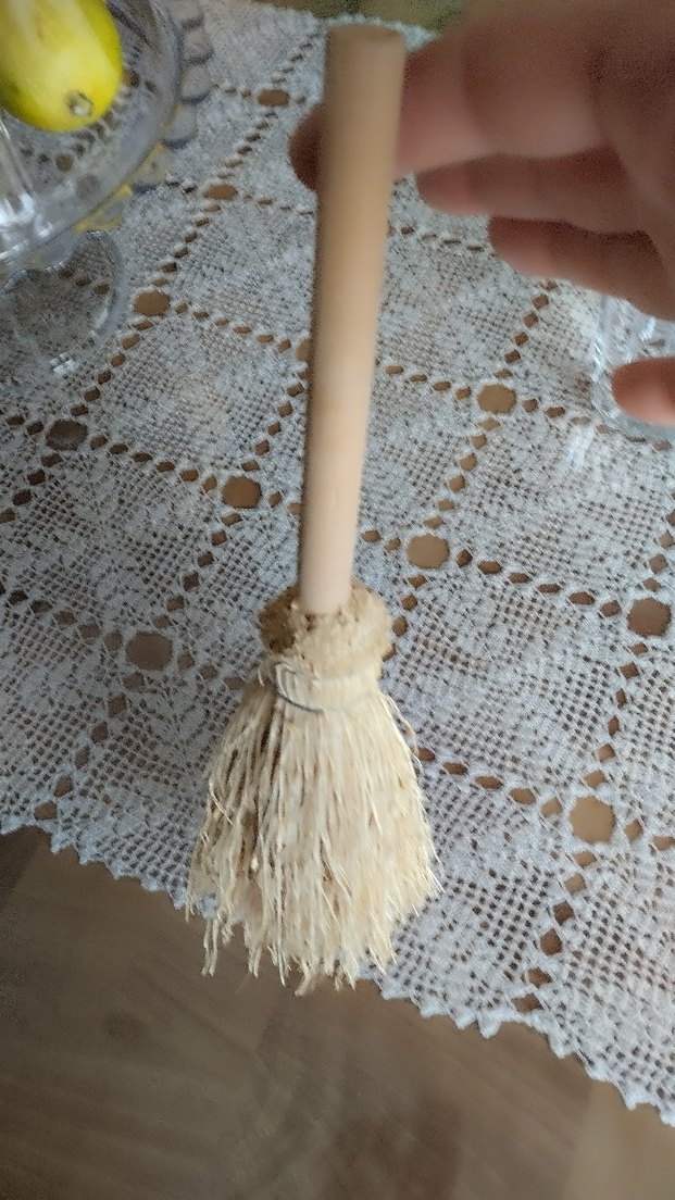 dekoratif amaçlı saplı süpürge - Görsel 4