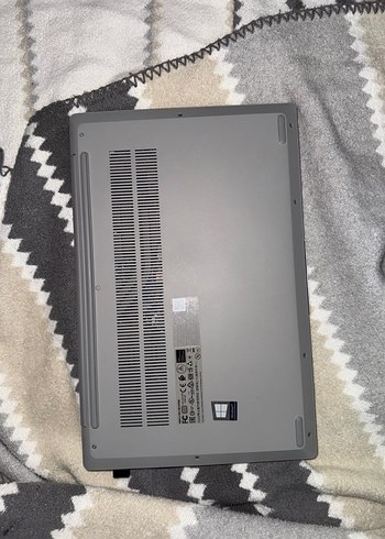 Gri Lenovo Dizüstü Bilgisayar - Görsel 11