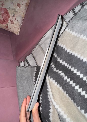 Gri Lenovo Dizüstü Bilgisayar - Görsel 12