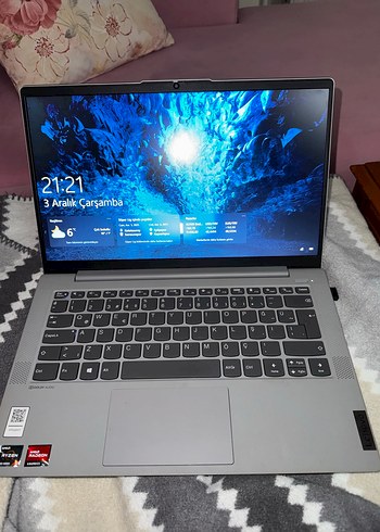 Gri Lenovo Dizüstü Bilgisayar - Görsel 16