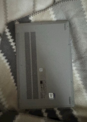 Gri Lenovo Dizüstü Bilgisayar - Görsel 10