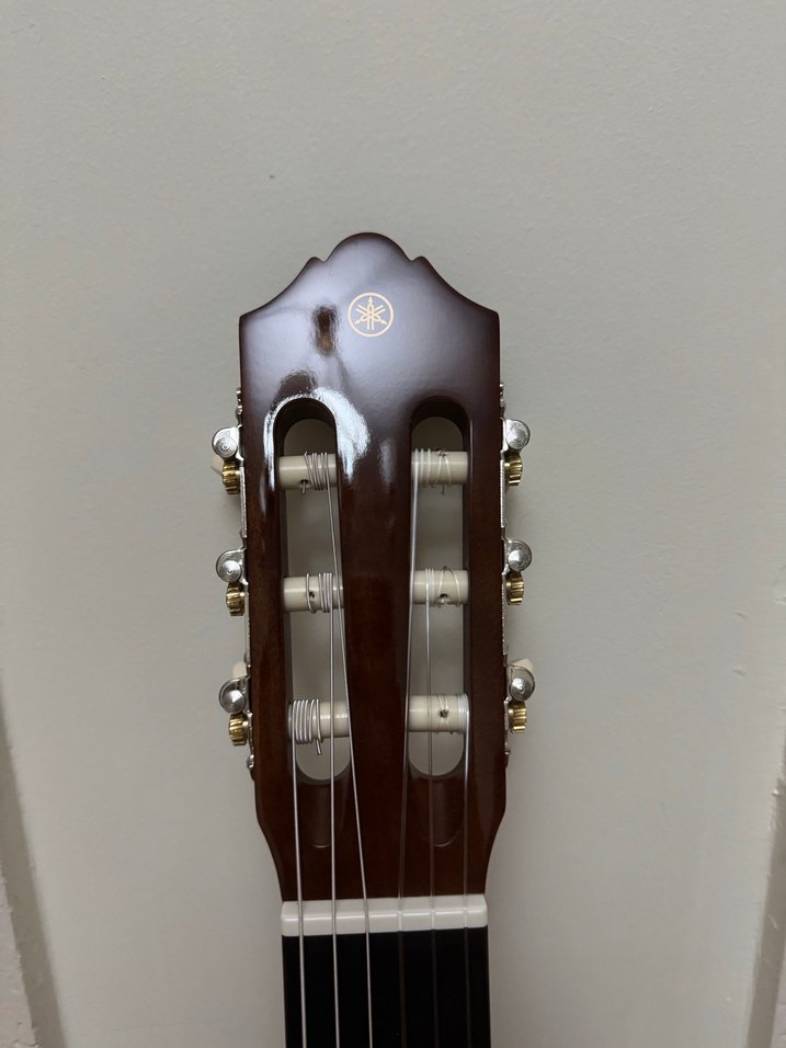 Yamaha C40 Klasik Gitar - Görsel 4