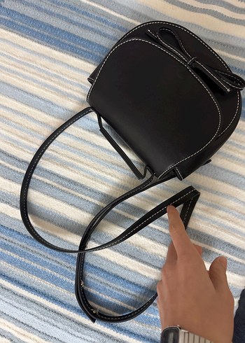 Siyah Deri Tokalı Kadın Omuz Çantası - Görsel 5