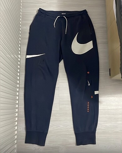 Nike swoosh