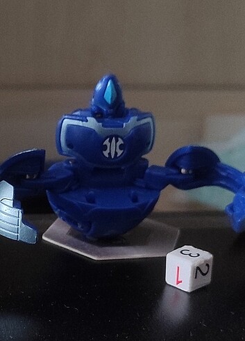 Beden 5 ADET BAKUGAN - TAKAS TEKLİFLERİNE AÇIĞIM