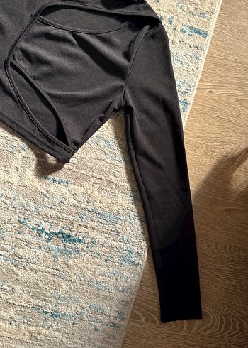 Addax Siyah Uzun Kollu Crop Top - Görsel 3