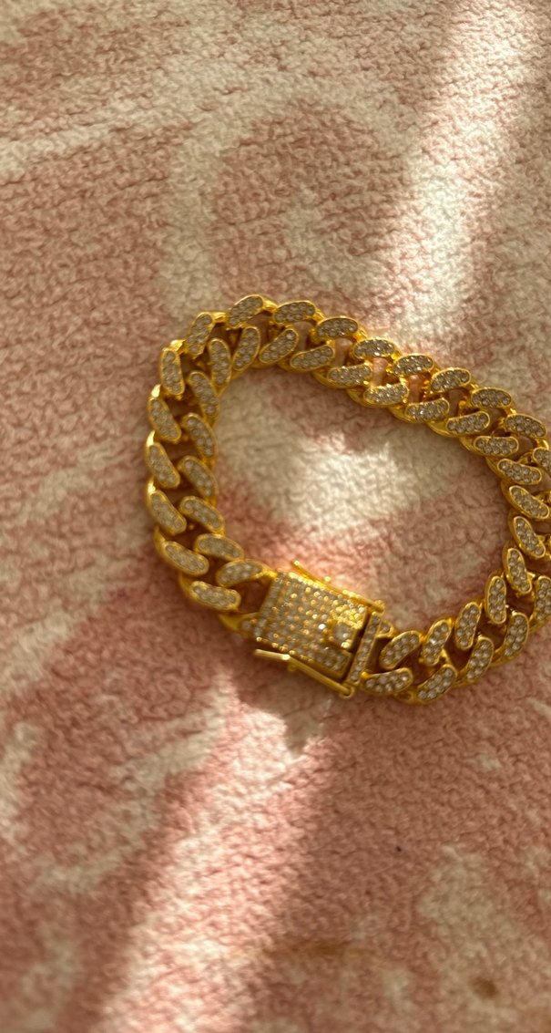 Zincir Detaylı Parlak Altın Bileklik - Görsel 4