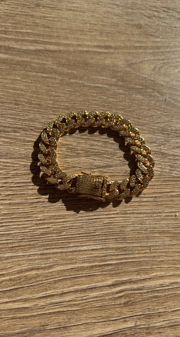 Zincir Detaylı Parlak Altın Bileklik - Görsel 2