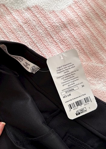 ETİKETLİ Siyah Asimetrik Dokuma Şort Etek - Görsel 3