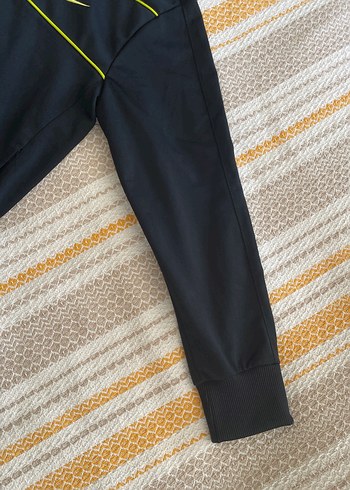 Nike Siyah Neon Detaylı Spor Ceket ORİJİNAL - Görsel 3