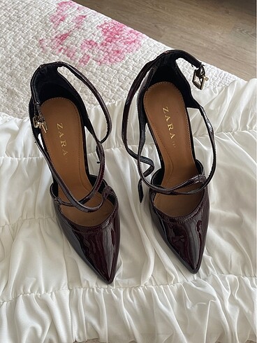 Zara orijinal kadın bordo stiletto