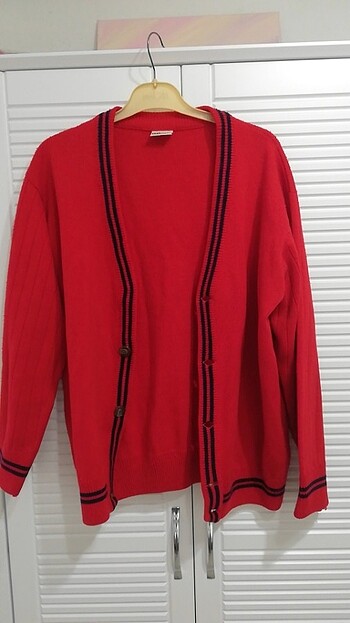 Kırmızı kolej ceketi 