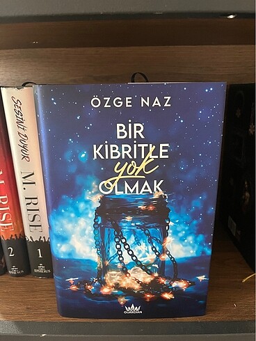Bir Kibritle Yok Olmak Ciltli || Özge Naz