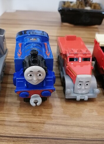 Tren Thomas ve Arkadaşları 4lü set