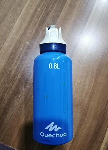 Quechua 0.6L pipetli Matara