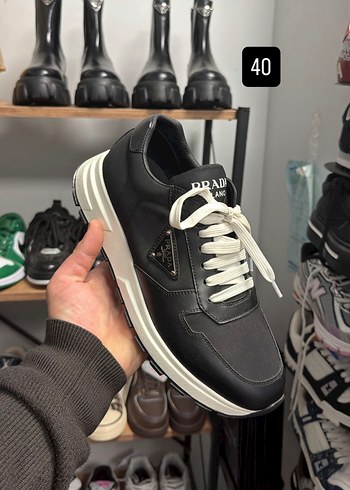 Prada Siyah Deri Sneaker