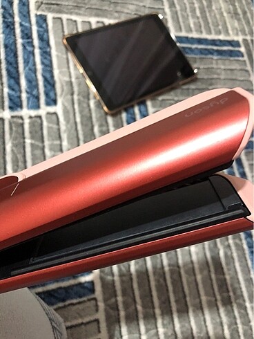 Beden Renk Dyson Airstrait Strawberry Bronze ??