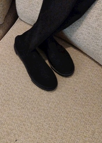 Siyah Topuklu Gotik Kadın Botları - Görsel 3