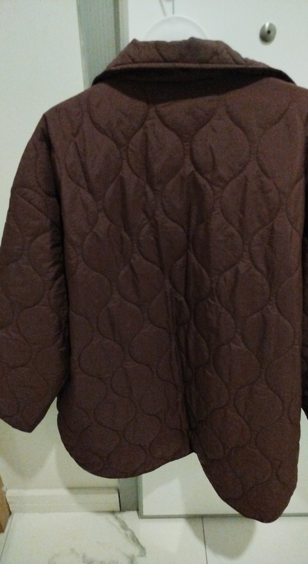 oysho marka kadın ince mont - Görsel 3