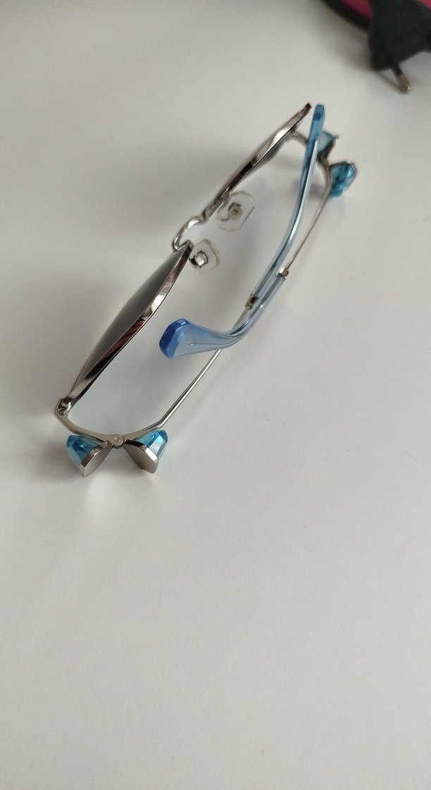 Boncuk Detaylı Mavi Kadın Güneş Gözlüğü orjinal - Görsel 3