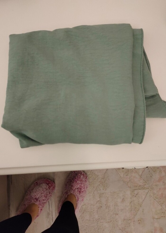 Şu yeşili,sütlü kahve ve mor renkli üç adet şal isteyene tekli   - Görsel 2