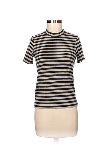 Trendyol & Milla T-shirt %70 İndirimli.