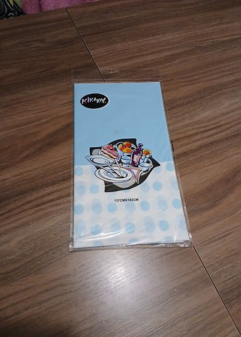 Masa Örtüsü mavi puantiyeli - Görsel 6