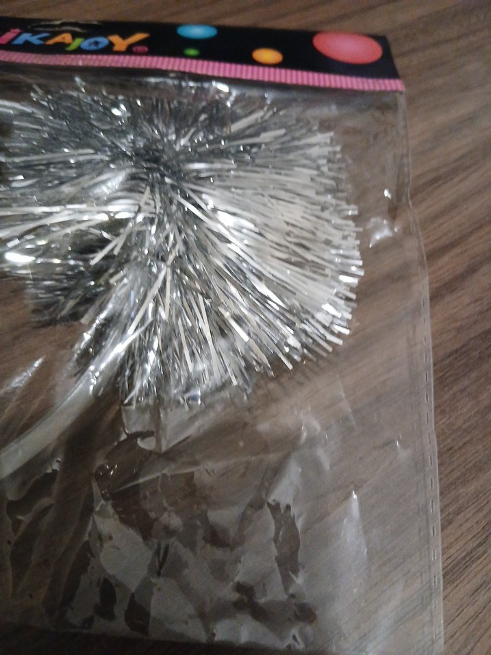 Gümüş Parlak Ponponlu Taç - Görsel 3