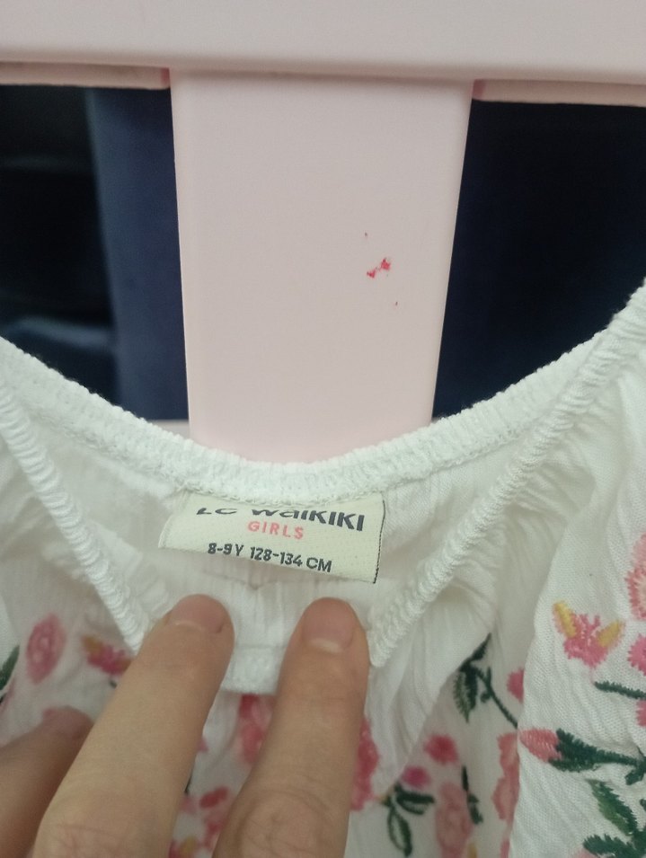 Nakışlı Beyaz Mini Askılı Bluz - Görsel 2