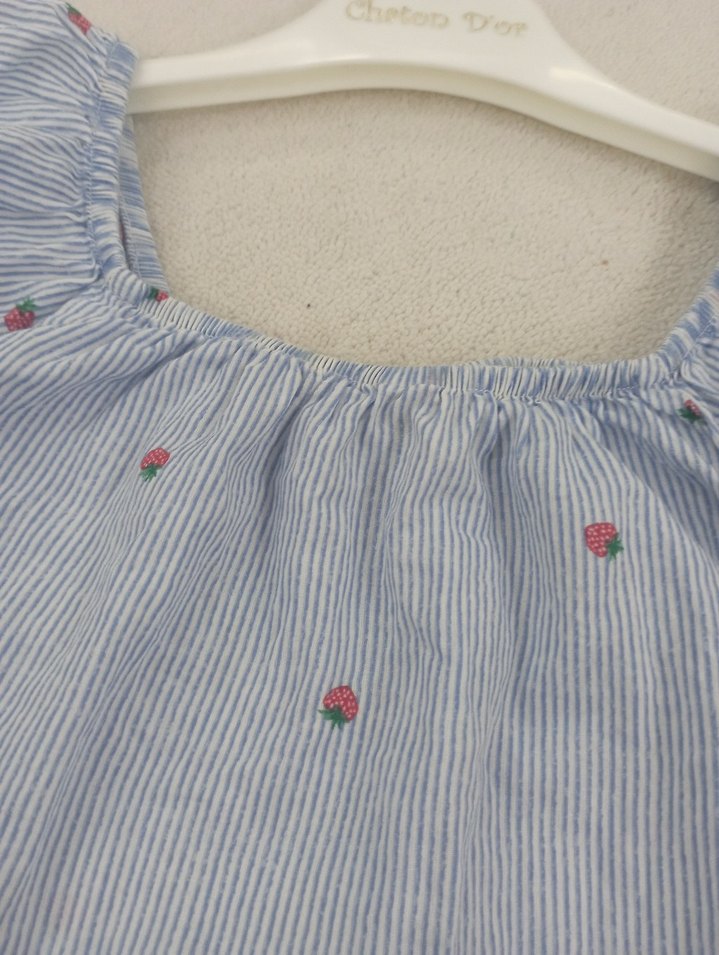 Kız Çocuk Mavi Nakışlı Düğmeli Bluz - Görsel 4