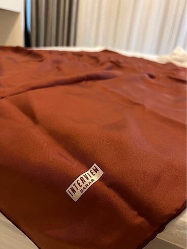 Sarar İnterview twill ipek eşarp