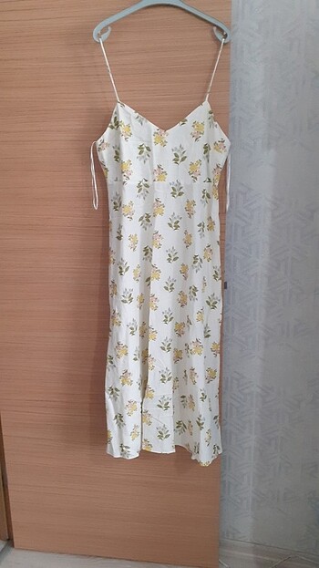 xl Beden Zara askılı elbise