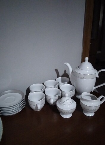Hisar marka porselen çay takimi.Seceneklerde olmadığı icin Güral - Görsel 3