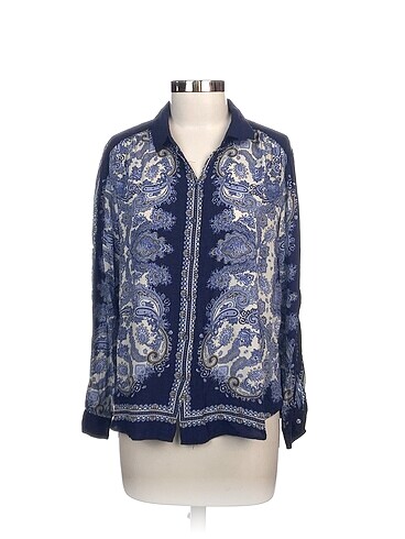 H&M Bluz %70 İndirimli.