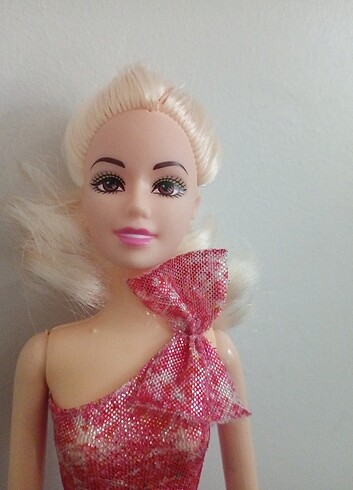  Barbie bebekler yeni gibiler 