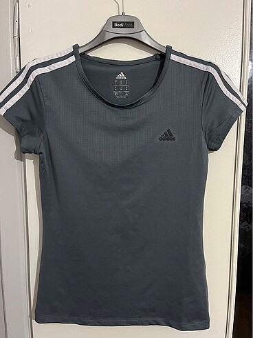 Adidas T shirt