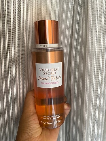 Victoria?s Secret Vücut Spreyi Parfüm