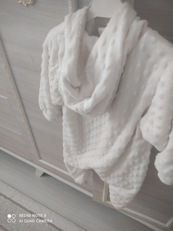 Beyaz Kürklü peluş kız bebek tulum - Görsel 2