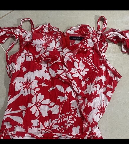 LC Waikiki Çiçekli elbise