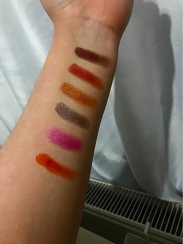 Huda Beauty huda beauty far paleti